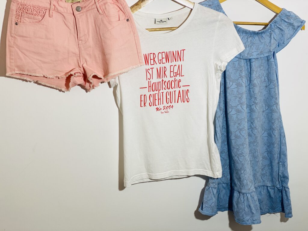 146-152-es, 11-13 év kislány ruhacsomag