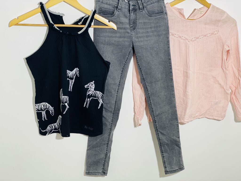 146-152-es, 11-13 év kislány ruhacsomag