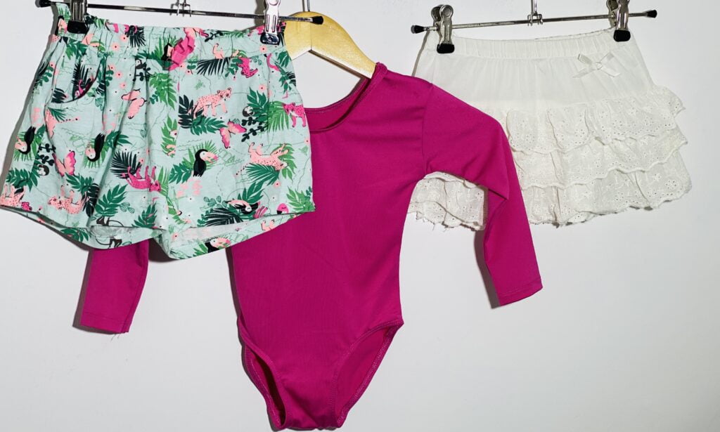 110-116-os, 4-6 év kislány ruhacsomag