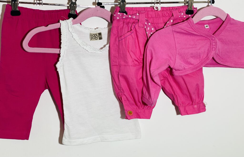 68-as, 3-6 hó kislány ruhacsomag