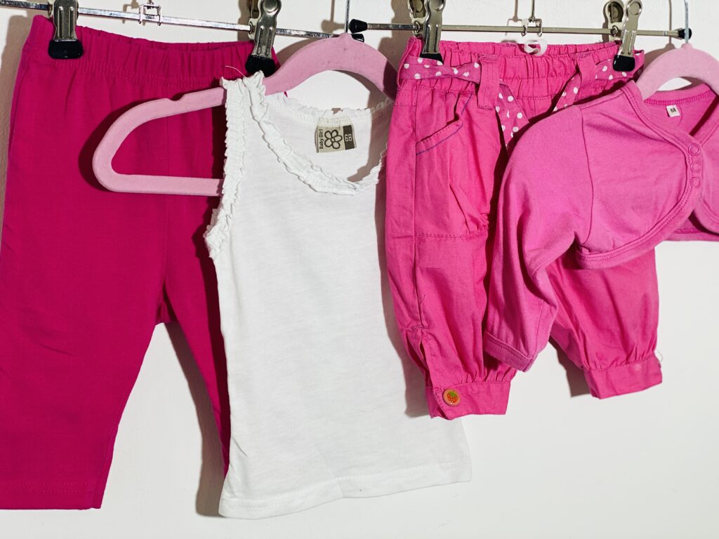 68-as, 3-6 hó kislány ruhacsomag - Image 2