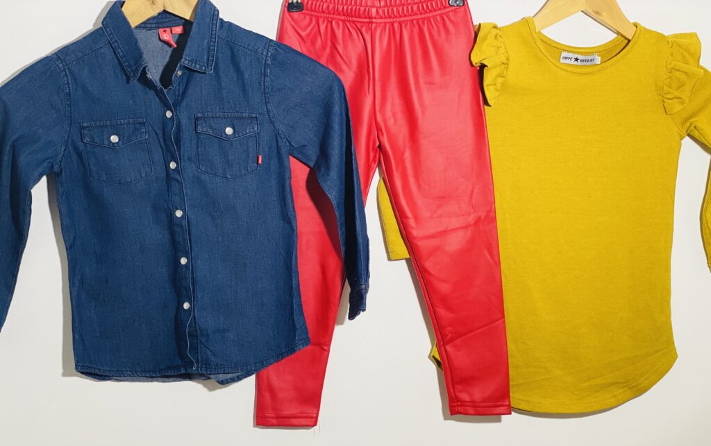 110-116-os, 4-6 év kislány ruhacsomag