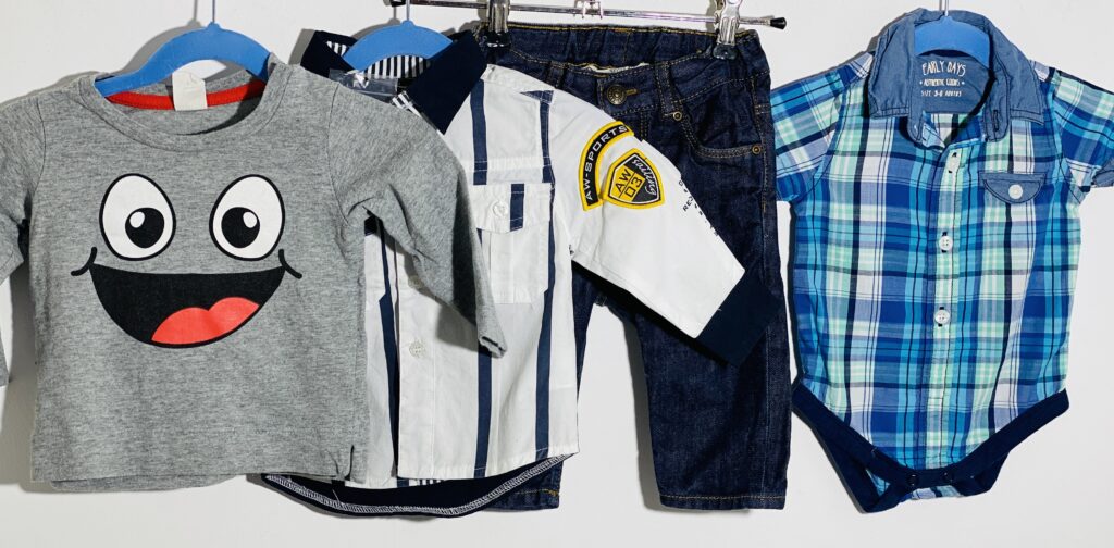 68-as, 3-6 hó kisfiú ruhacsomag