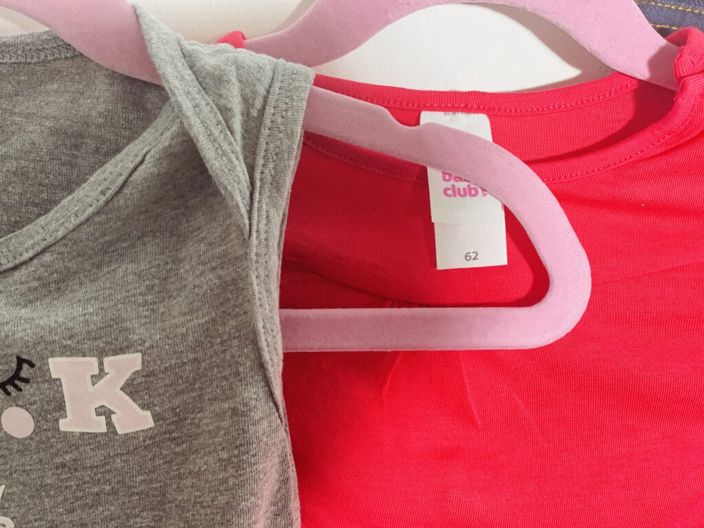 62-es, 2-4 hó kislány ruhacsomag - Image 4