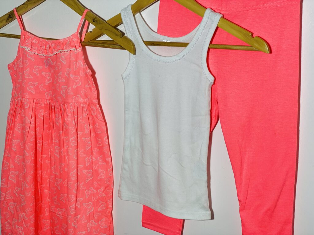 122-128-as, 6-8 év kislány ruhacsomag - Image 5