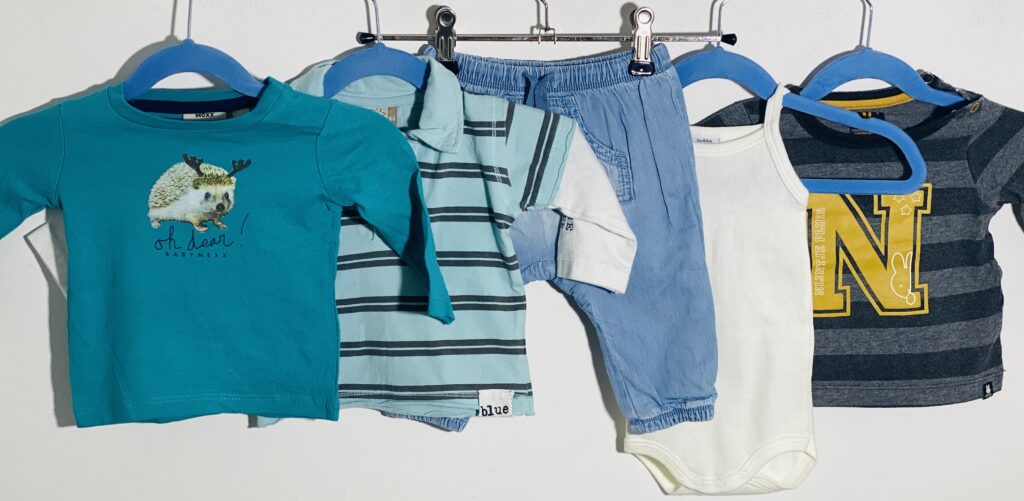 62-es, 2-4 hó kisfiú ruhacsomag