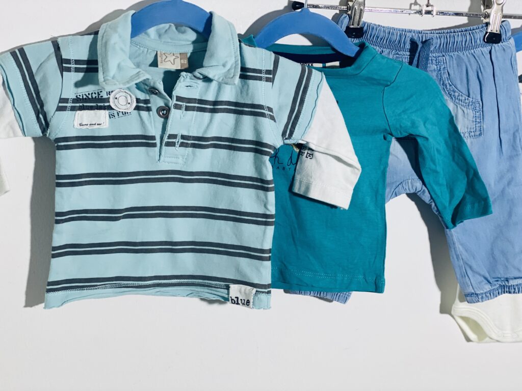 62-es, 2-4 hó kisfiú ruhacsomag - Image 5