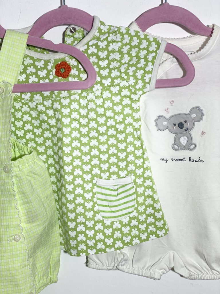 62-es, 2-4 hó kislány ruhacsomag - Image 6