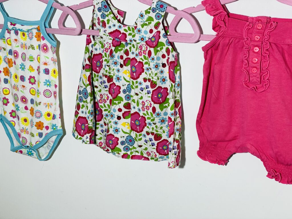 62-es, 2-4 hó kislány ruhacsomag - Image 4