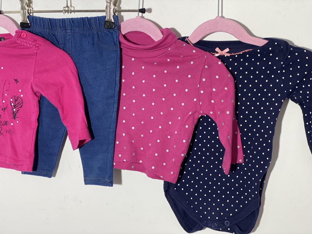 62-es, 2-4 hó kislány ruhacsomag - Image 6