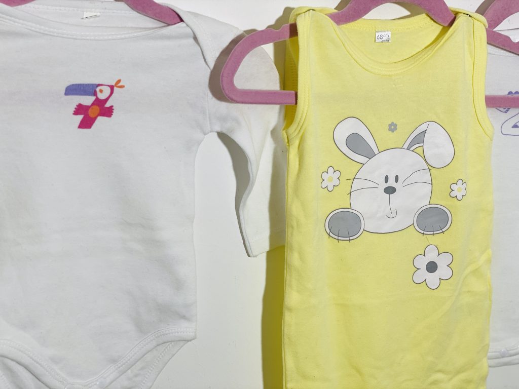 68-as, 3-6 hó kislány ruhacsomag - Image 2